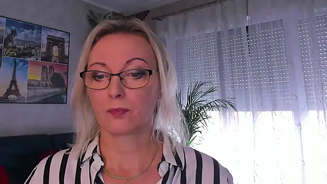 vanessa_chat live cam on StripChat