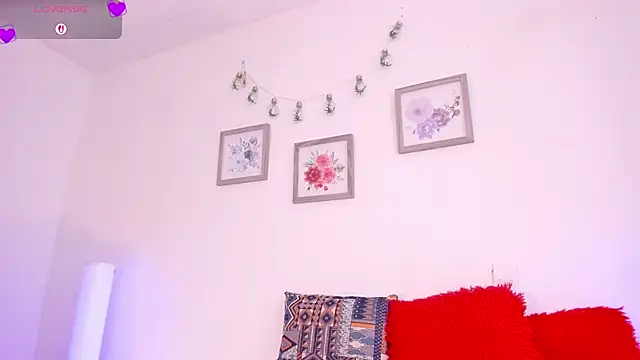 mely_rosse_ live cam on StripChat