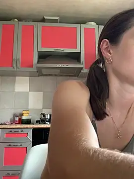 SeducingYoghourt live cam on StripChat