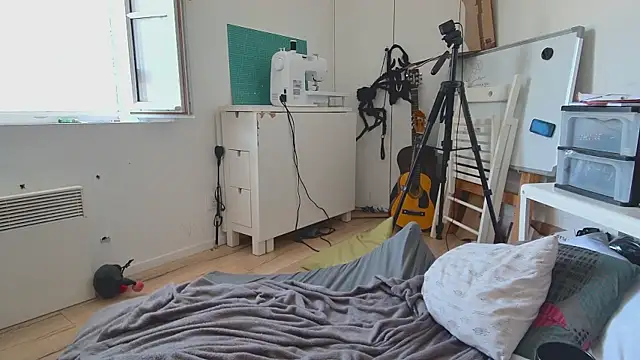 CeriseLapine webcam