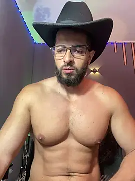 magnumchris live cam on StripChat