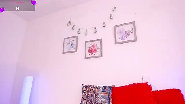 mely_rosse_ live cam on StripChat
