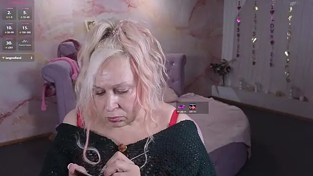 Penelope_Pinky live cam preview