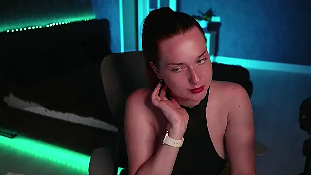 LisaElfy webcam