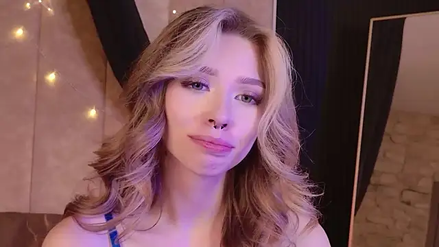 Sierra_Fane webcam