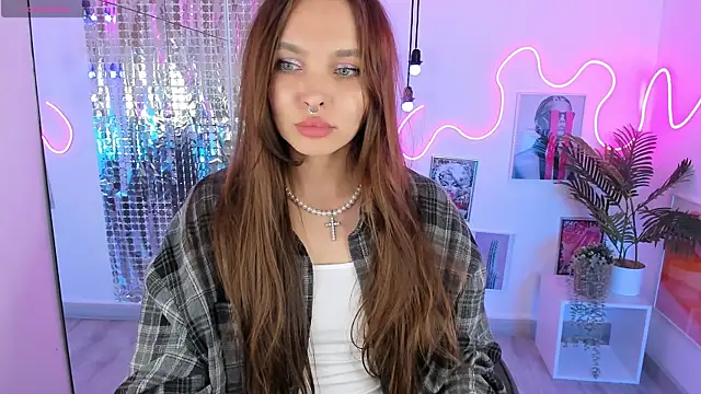 ChloeSunny webcam