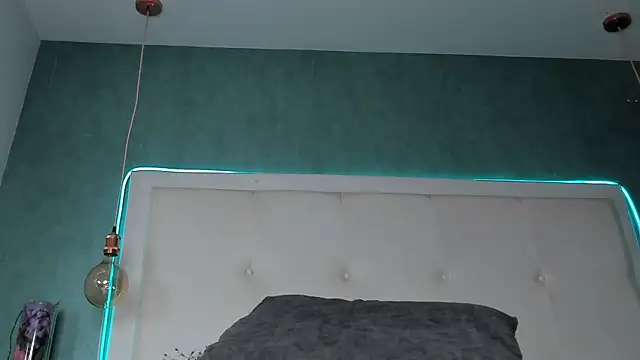 mia_gomez7 webcam