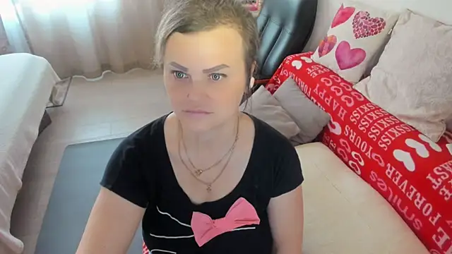 MildMature webcam