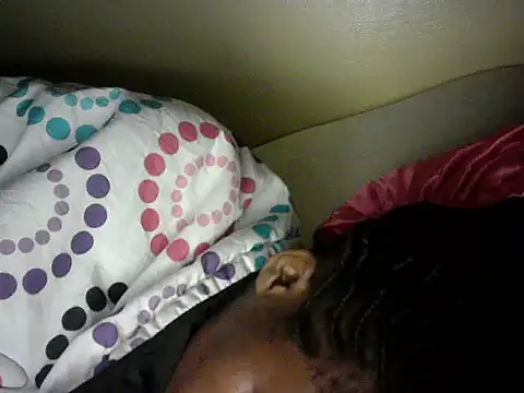 lilmomaa webcam