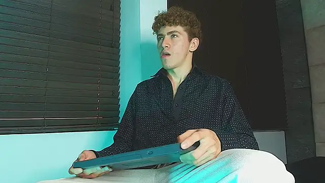 Tyler_Mcrey live cam preview