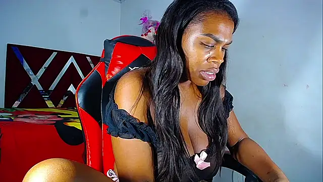 DanisaBrown webcam