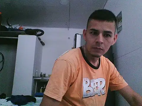 yersey9305 live cam on StripChat