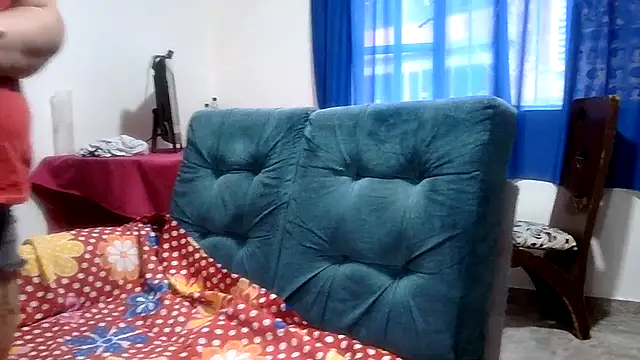Boycuriousxxx webcam