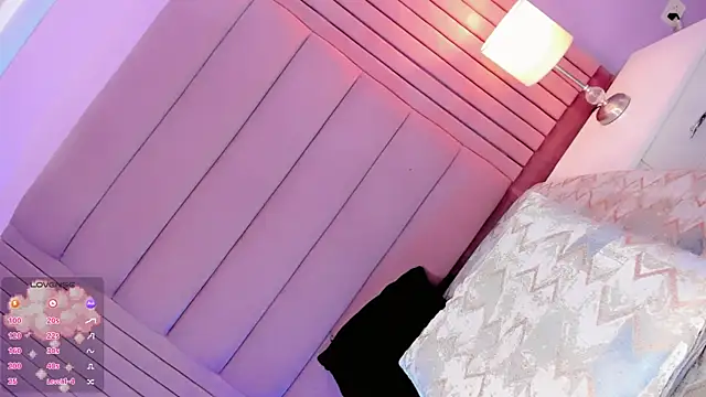Camille_deluxe