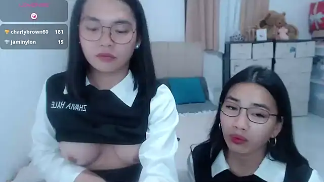 zhaviahale21 webcam