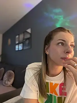 Mia_Ethan webcam