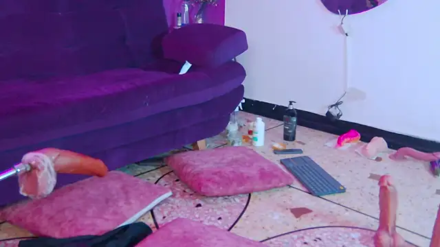 Daliana_Gounbolt webcam