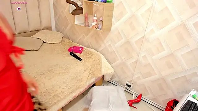 Clhoe_Johnson webcam