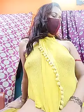 Hotpuja25 webcam