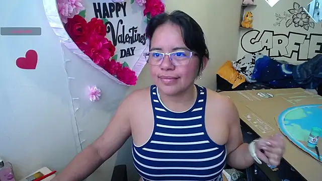 Miss__kendra_ webcam