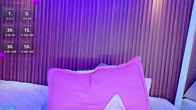 GabyRose9 webcam