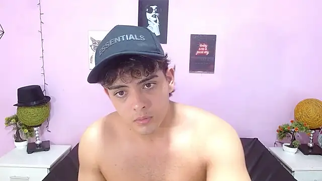 zayne_lyon webcam