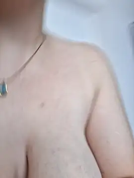 regina83 webcam