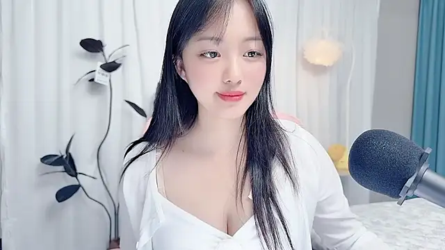 Winnie666999 webcam