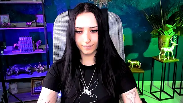 MonicaLowes webcam