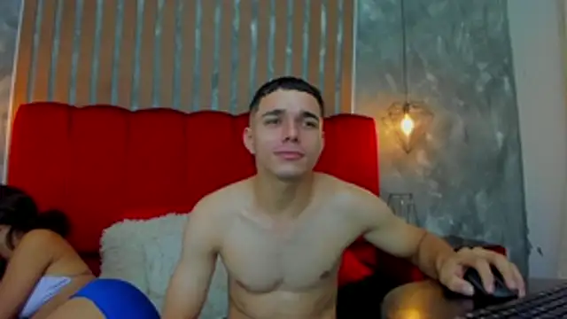 ZoeANDAlex_ webcam