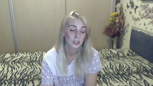 MirabelaSweet webcam