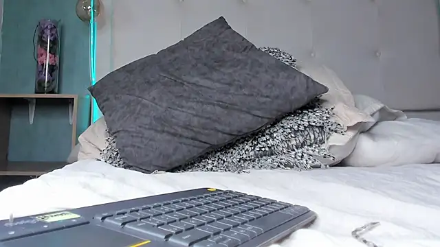 mia_gomez7