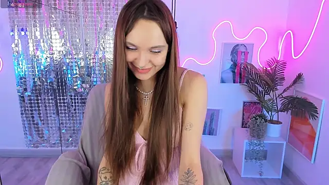 ChloeSunny webcam