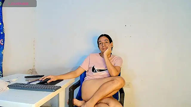 Oh_Tique webcam
