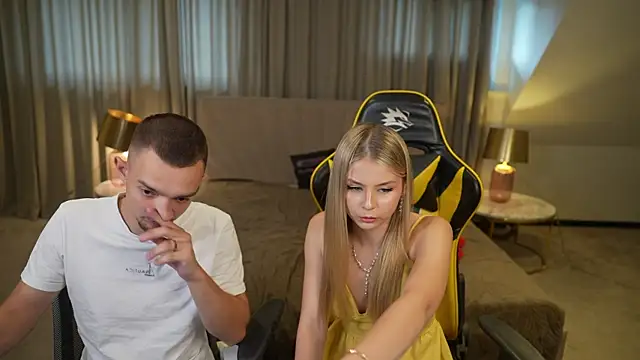 Melissa_kiss054 webcam