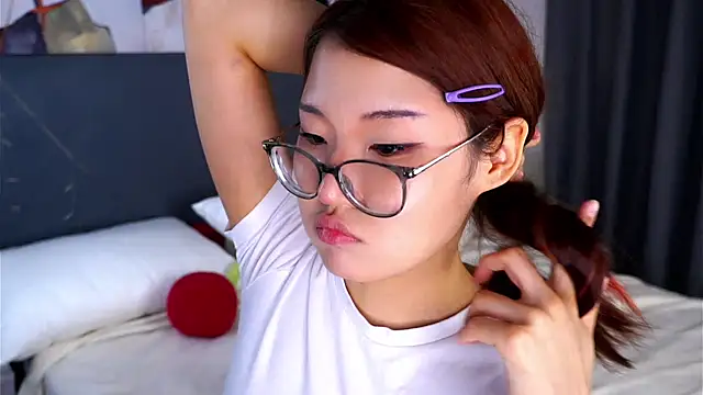 NelleMihalko webcam