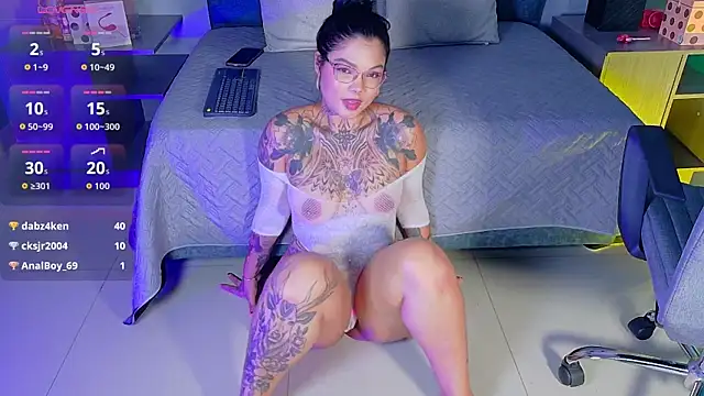 madyson_fox live cam on StripChat