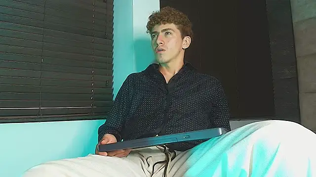 Tyler_Mcrey webcam
