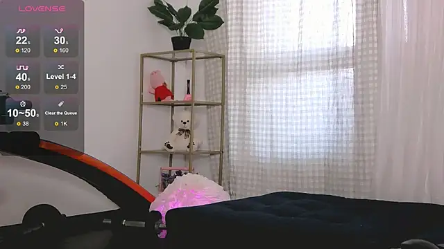SarahRaynex webcam
