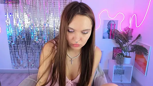 ChloeSunny webcam