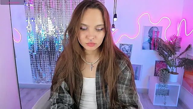 ChloeSunny webcam
