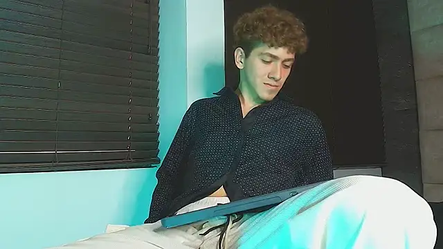 Tyler_Mcrey live cam preview