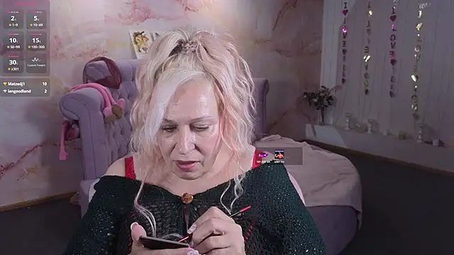 Penelope_Pinky webcam