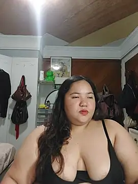 LianaCruzado webcam