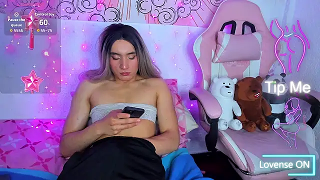 brihanna_cooper live cam on StripChat