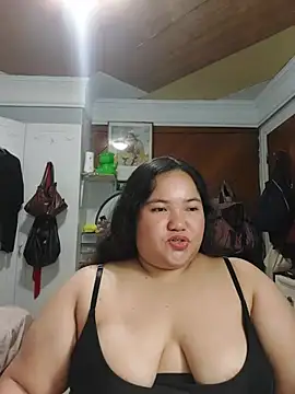 LianaCruzado webcam