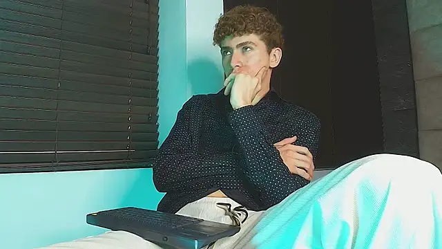Tyler_Mcrey webcam