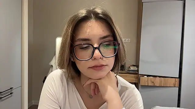 AnnaVelvetFire live webcam