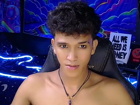hugekenbigcock (M young) - cum with me
