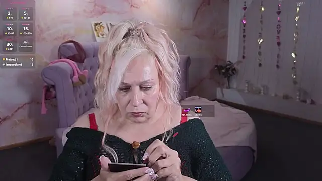 Penelope_Pinky webcam